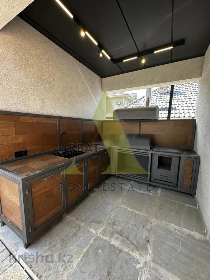 Фото Отдельный дом, 7 комн, 400м²