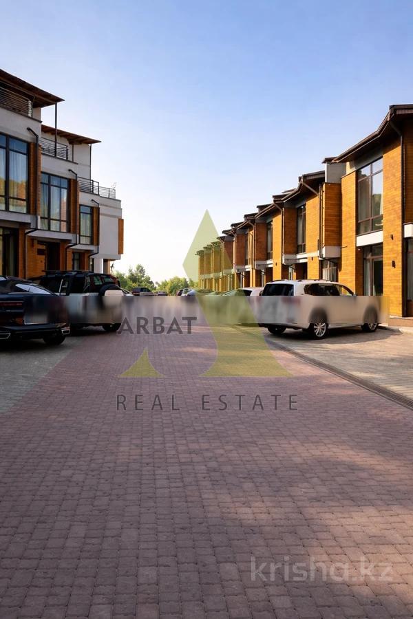 Фото Квартира, 5 комн, 240 м², 1/3 эт., 2019 г.п.
