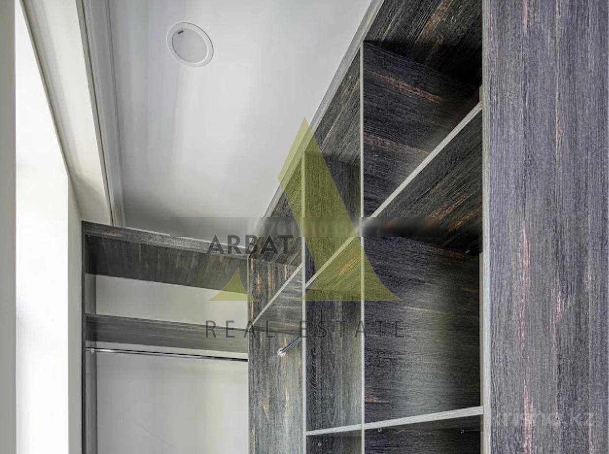 Фото Квартира, 4 комн, 190 м², 1 эт.