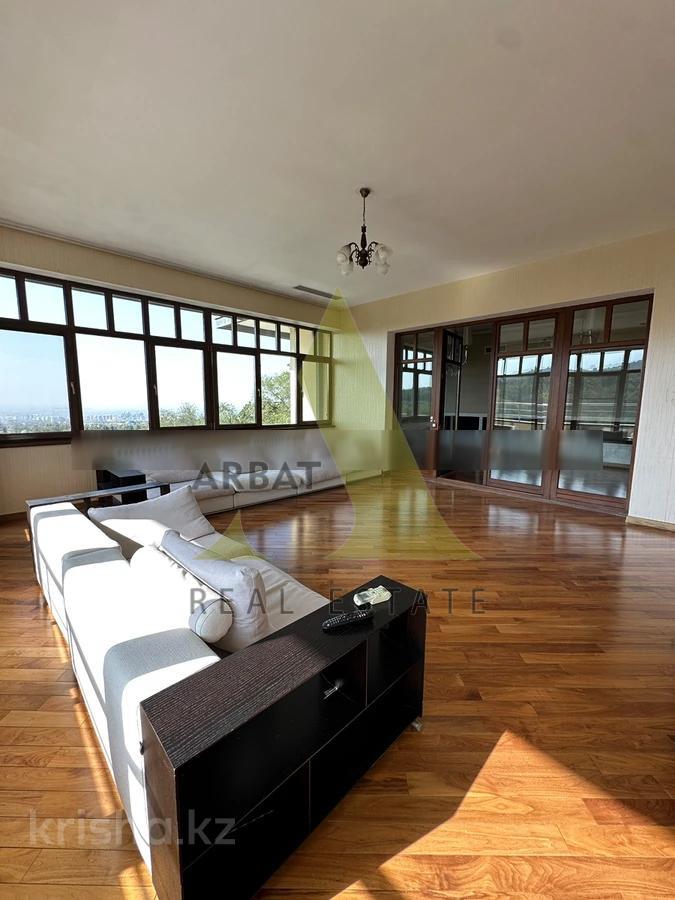 Фото Квартира, 4 комн, 216 м², 4/4 эт., 2009 г.п.