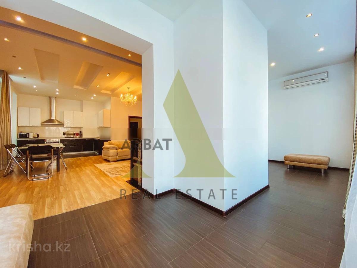 Фото Квартира, 4 комн, 200 м², 2/5 эт., 2010 г.п.