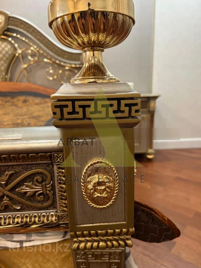 Фото Квартира, 5 комн, 228.5 м², 4/12 эт., 2008 г.п.