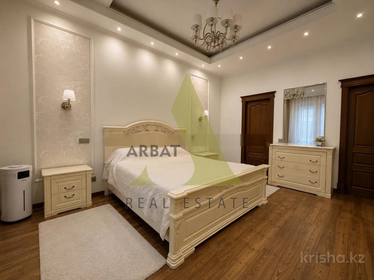 Фото Квартира, 4 комн, 158 м², 4/6 эт., 2007 г.п.
