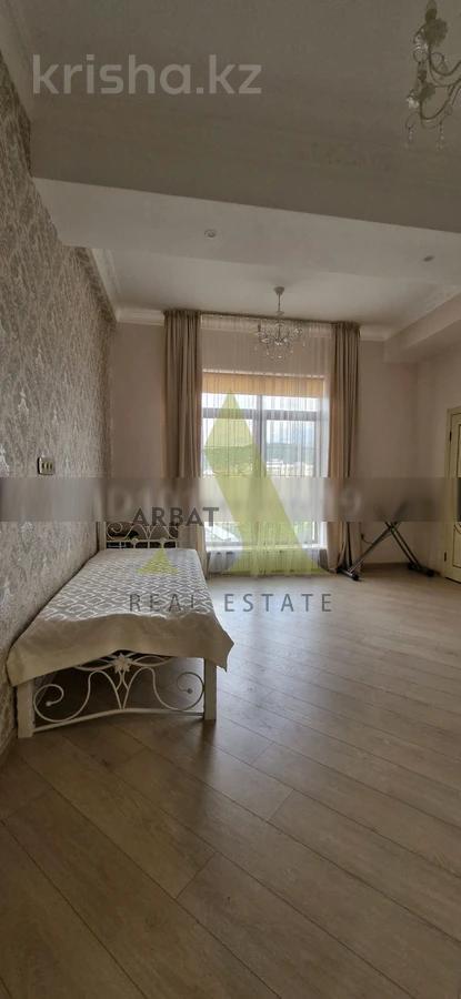 Фото Квартира, 4 комн, 200 м², 6/9 эт., 2017 г.п.