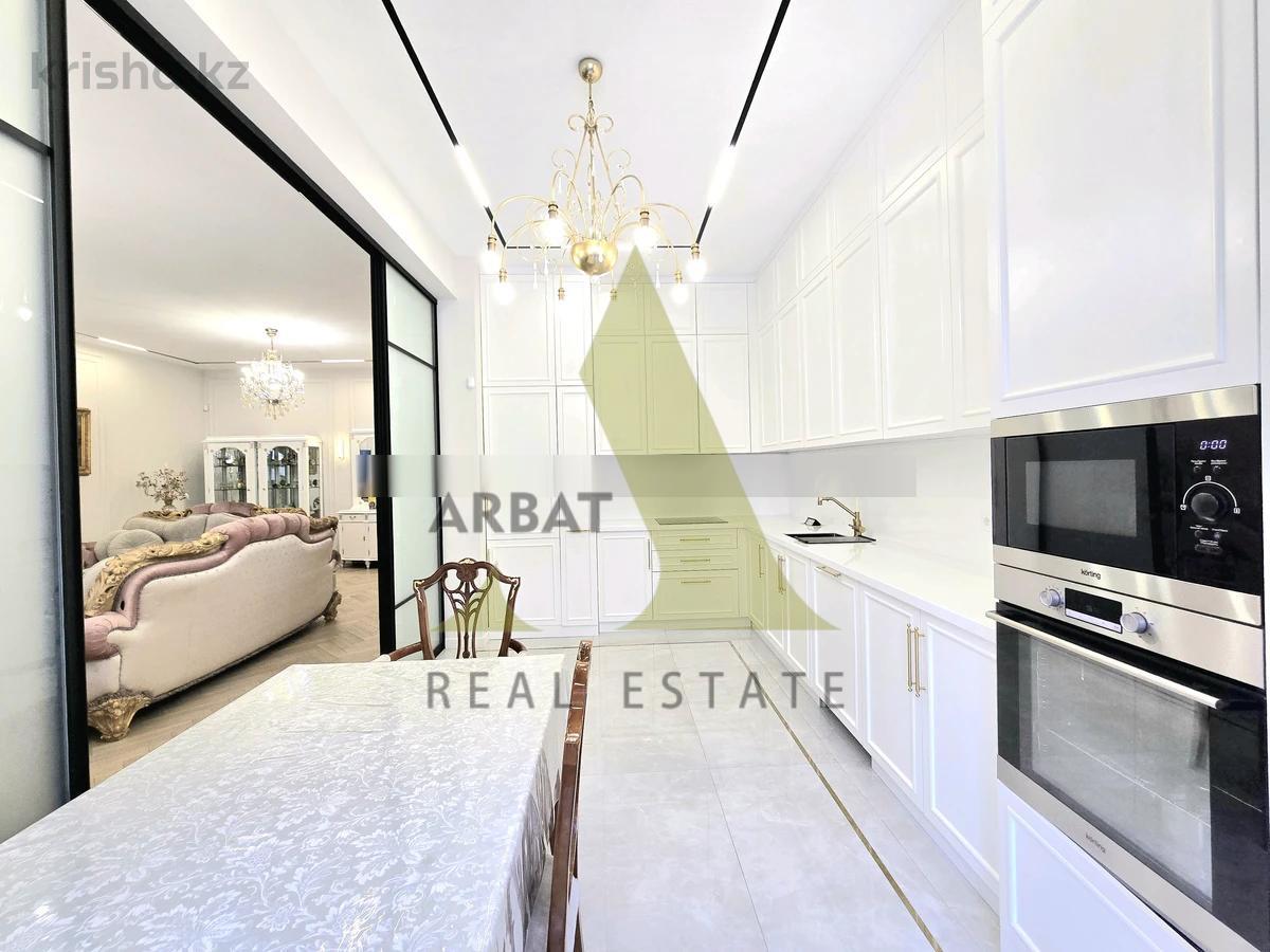 Фото Квартира, 4 комн, 170 м², 1/3 эт., 2022 г.п.