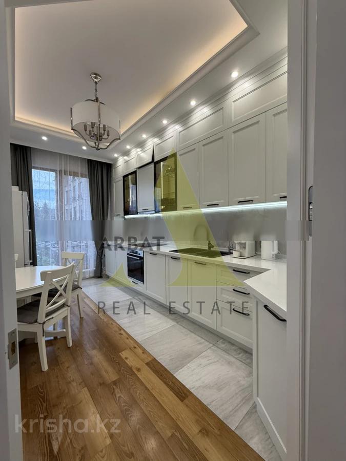 Фото Квартира, 4 комн, 158 м², 4/6 эт., 2007 г.п.