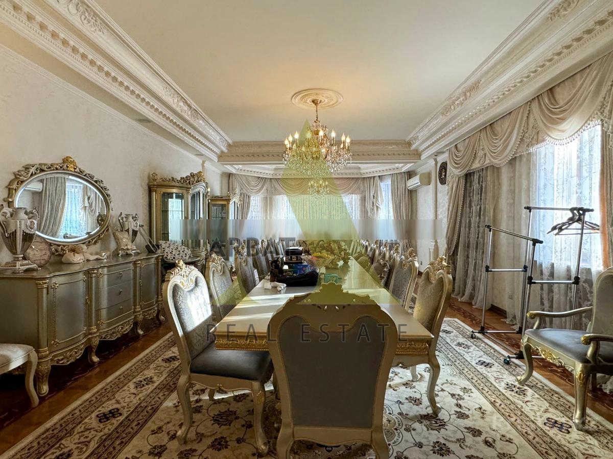 Фото Отдельный дом, 10 комн, 867.3м²