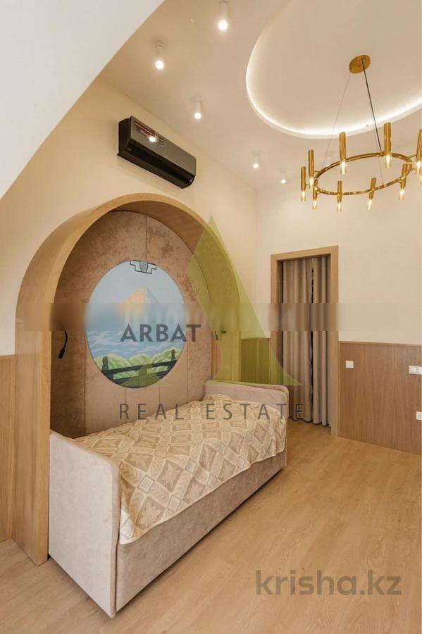 Фото Квартира, 6 комн, 340 м², 6/6 эт., 2013 г.п.