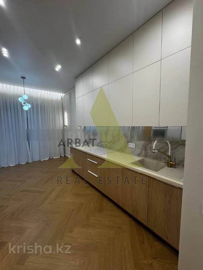 Фото Квартира, 4 комн, 160 м², 2/3 эт., 2023 г.п.