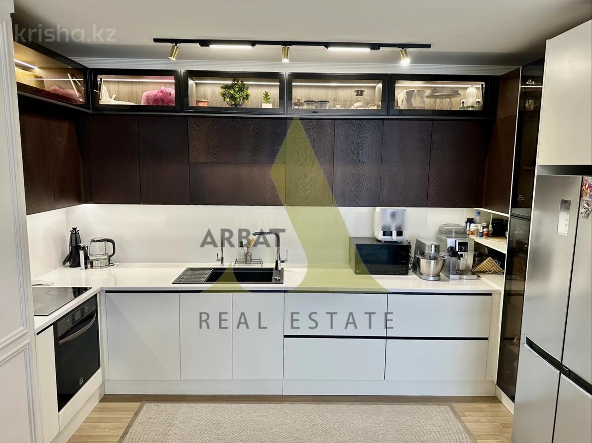 Фото Квартира, 3 комн, 115 м², 17/19 эт., 2012 г.п.