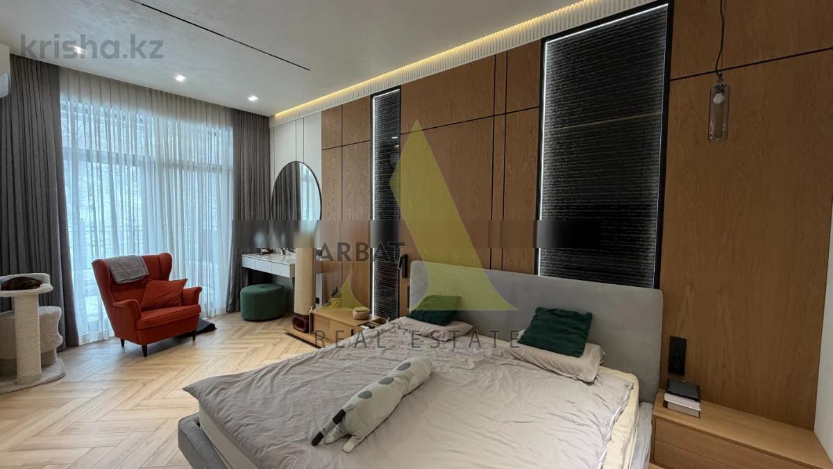 Фото Квартира, 4 комн, 193 м², 1/3 эт., 2022 г.п.