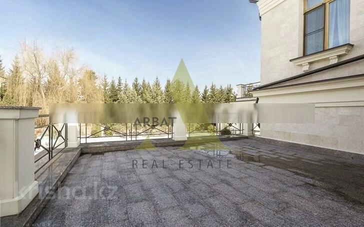 Фото Отдельный дом, 7 комн, 1200м²