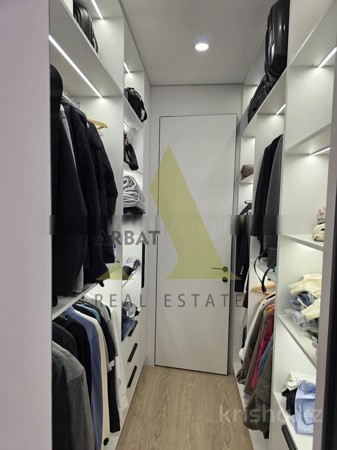 Фото Квартира, 4 комн, 135 м², 6/7 эт., 2010 г.п.
