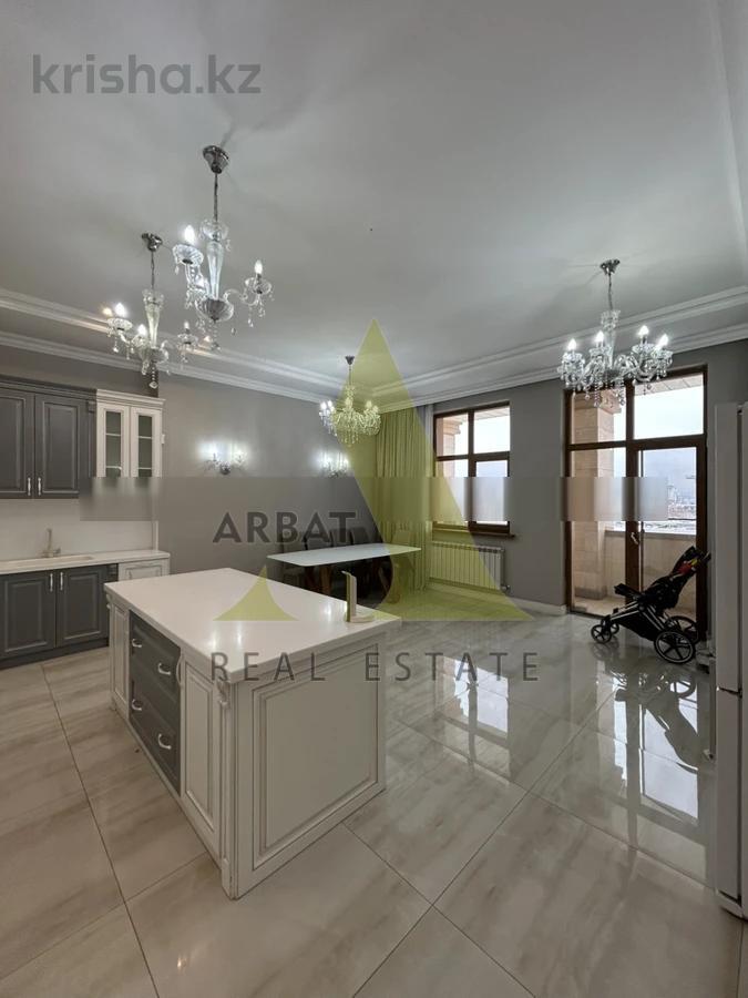 Фото Квартира, 7 комн, 440 м², 7/7 эт., 2016 г.п.