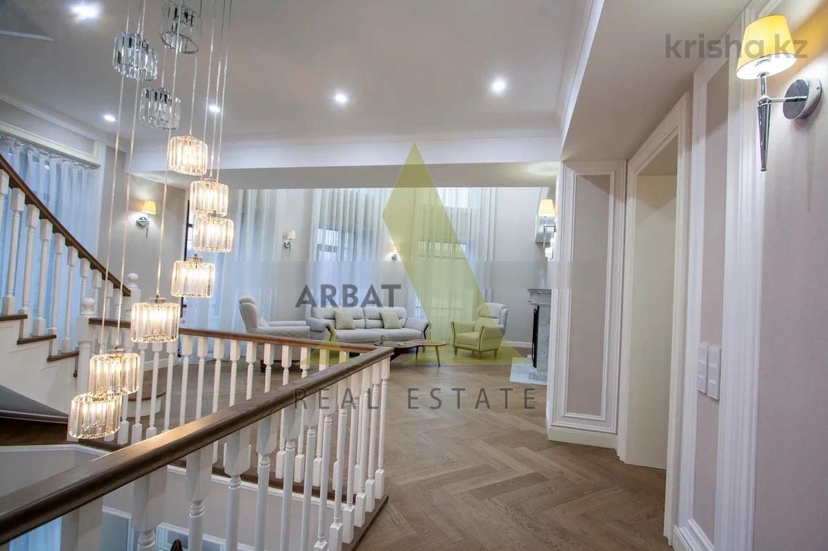 Фото Отдельный дом, 7 комн, 600м²