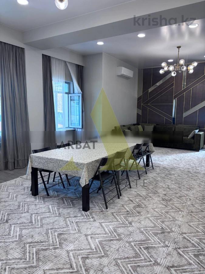 Фото Квартира, 2 комн, 83.9 м², 1/7 эт., 2015 г.п.