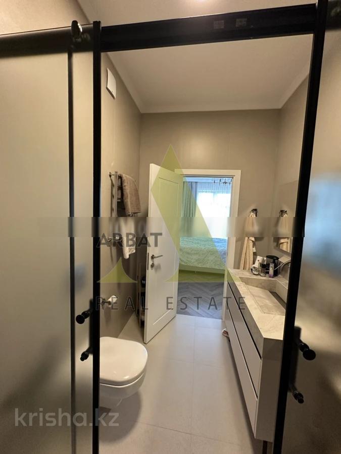 Фото Квартира, 4 комн, 130 м², 5/6 эт., 2014 г.п.