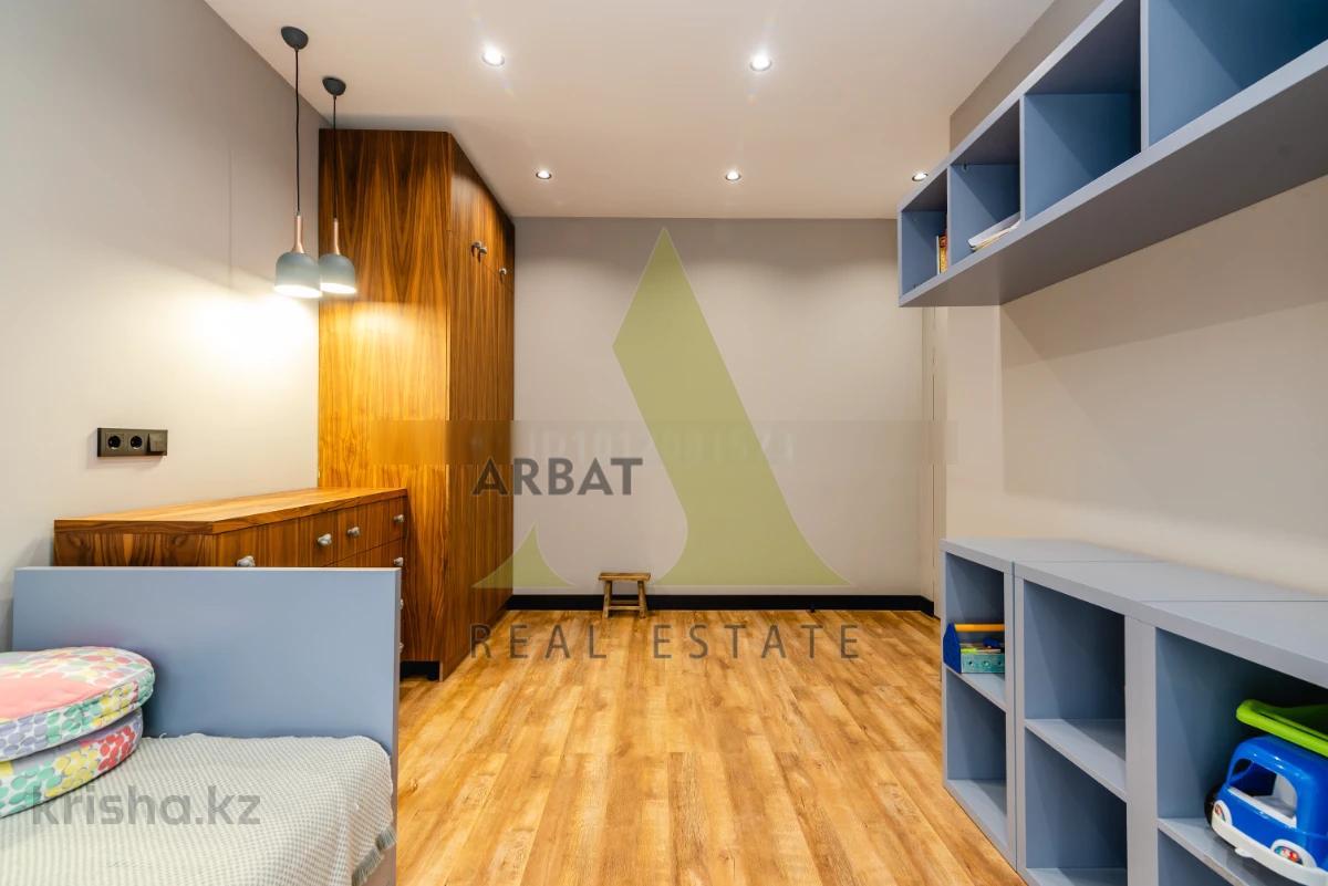 Фото Отдельный дом, 5 комн, 240м²