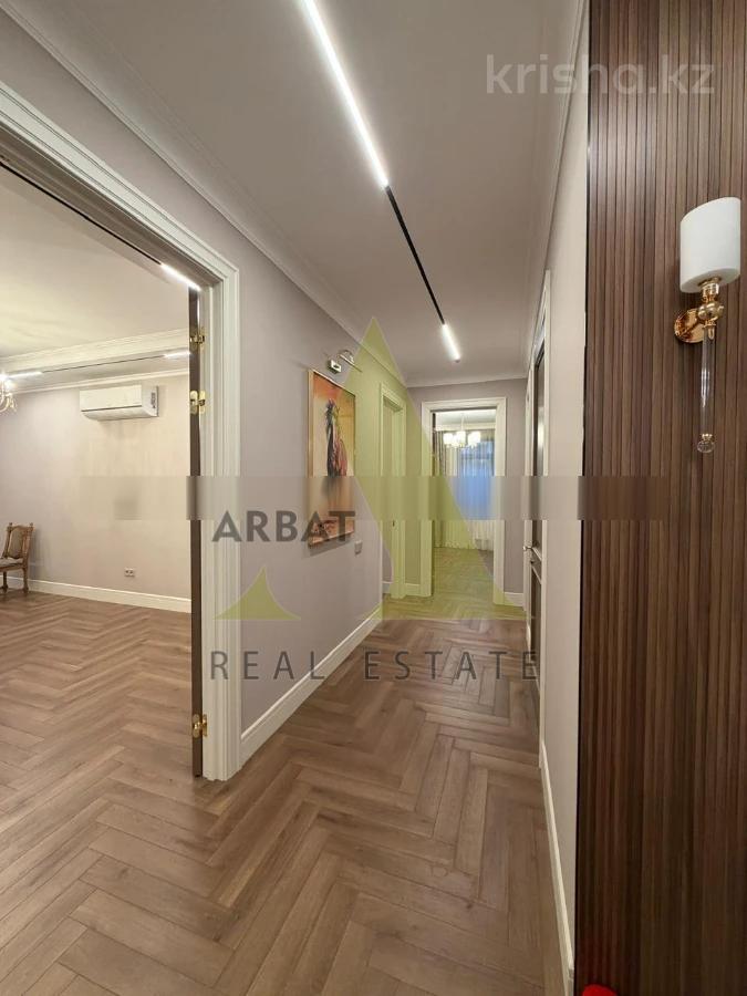 Фото Квартира, 4 комн, 150 м², 1/6 эт., 2012 г.п.