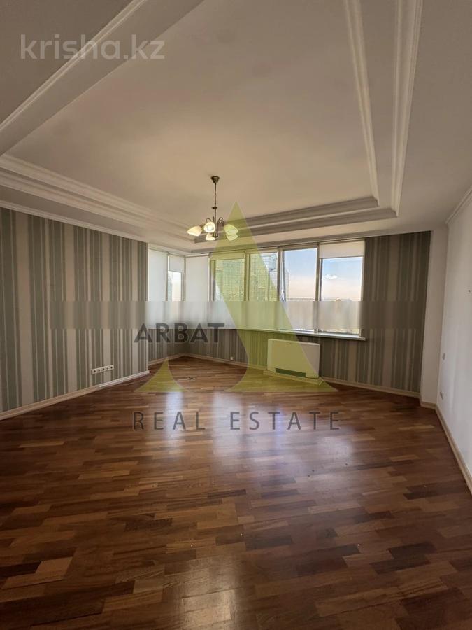 Фото Квартира, 3 комн, 165 м², 23/30 эт., 2010 г.п.