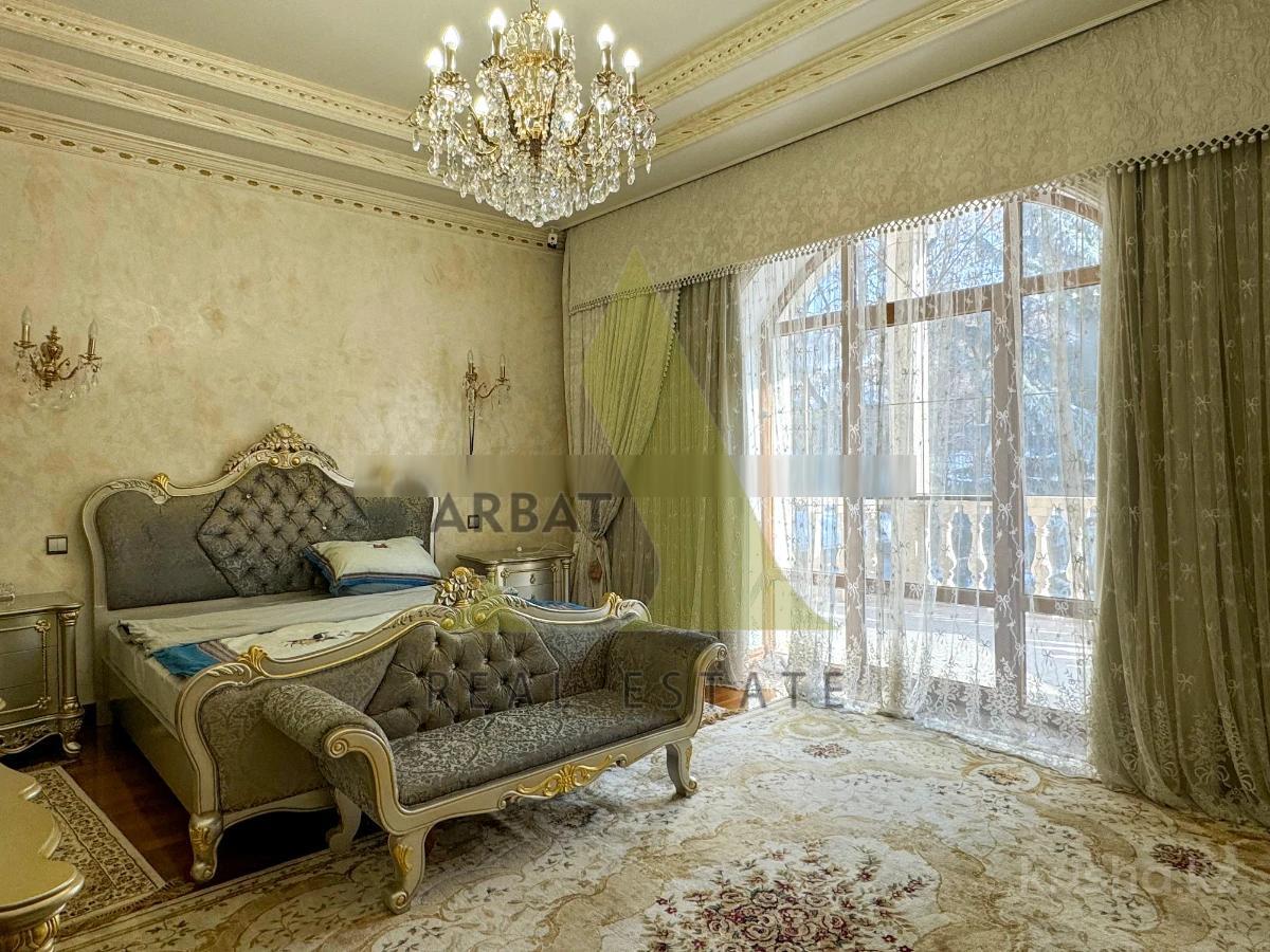 Фото Отдельный дом, 10 комн, 867.3м²