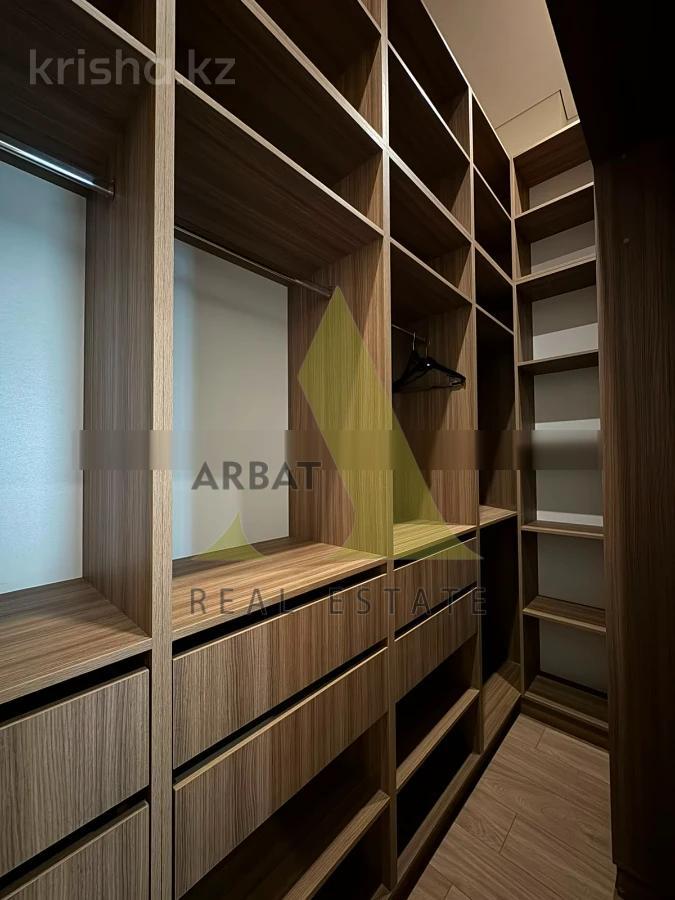Фото Офисы, образование, 82 м²