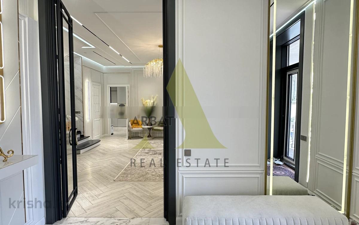 Фото Отдельный дом, 7 комн, 650м²