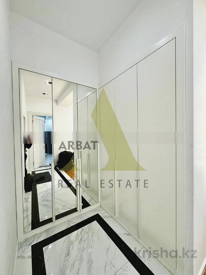 Фото Квартира, 4 комн, 210 м², 2/3 эт., 2020 г.п.