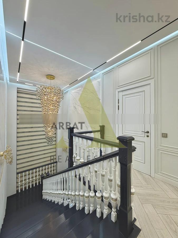 Фото Отдельный дом, 6 комн, 650м²