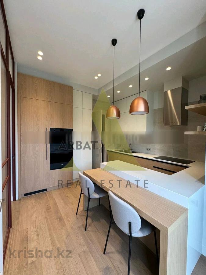 Фото Квартира, 5 комн, 220 м², 3/3 эт., 2024 г.п.