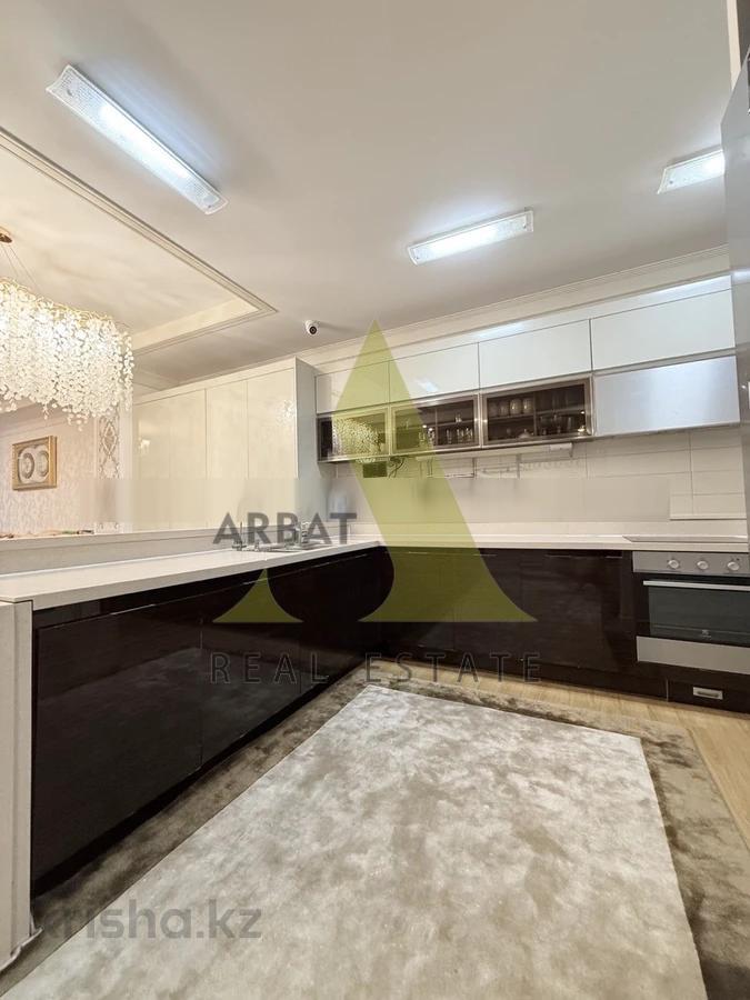 Фото Квартира, 5 комн, 190 м², 1/17 эт.