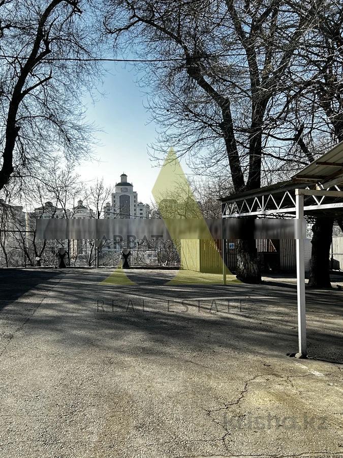 Фото Квартира, 7 комн, 450 м², 3/4 эт.