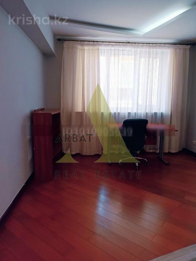 Фото Квартира, 5 комн, 175 м², 2/5 эт., 2005 г.п.