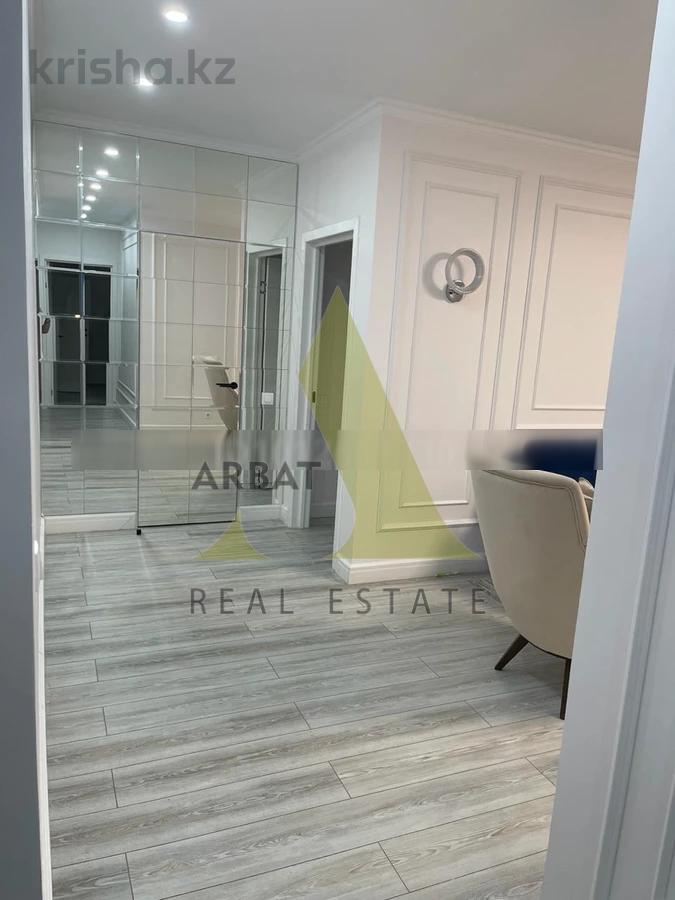 Фото Квартира, 3 комн, 91 м², 8/15 эт., 2015 г.п.