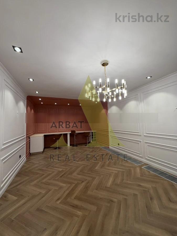 Фото Квартира, 6 комн, 380 м², 1/3 эт.