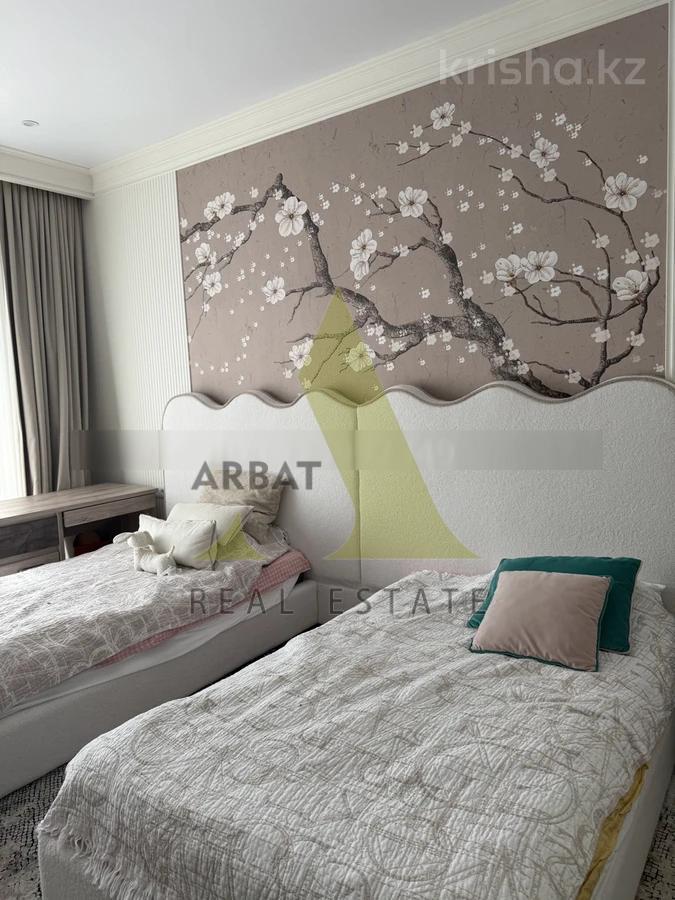 Фото Квартира, 4 комн, 250 м², 9/9 эт., 2023 г.п.