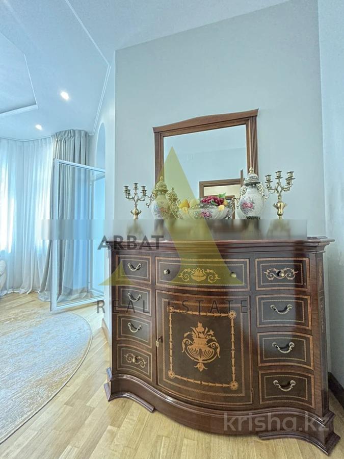 Фото Отдельный дом, 9 комн, 500м²