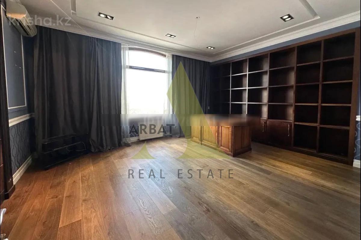 Фото Квартира, 7 комн, 405 м², 4/5 эт., 2009 г.п.