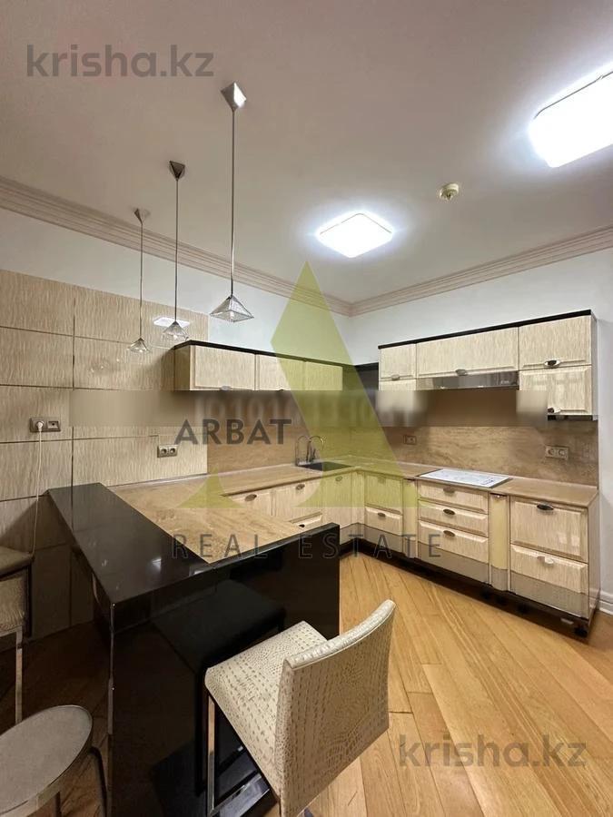 Фото Квартира, 5 комн, 450 м², 3/4 эт., 2009 г.п.