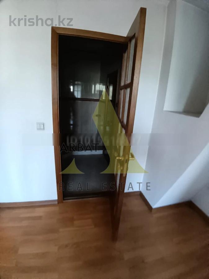 Фото Квартира, 7 комн, 415 м², 5/6 эт., 2004 г.п.