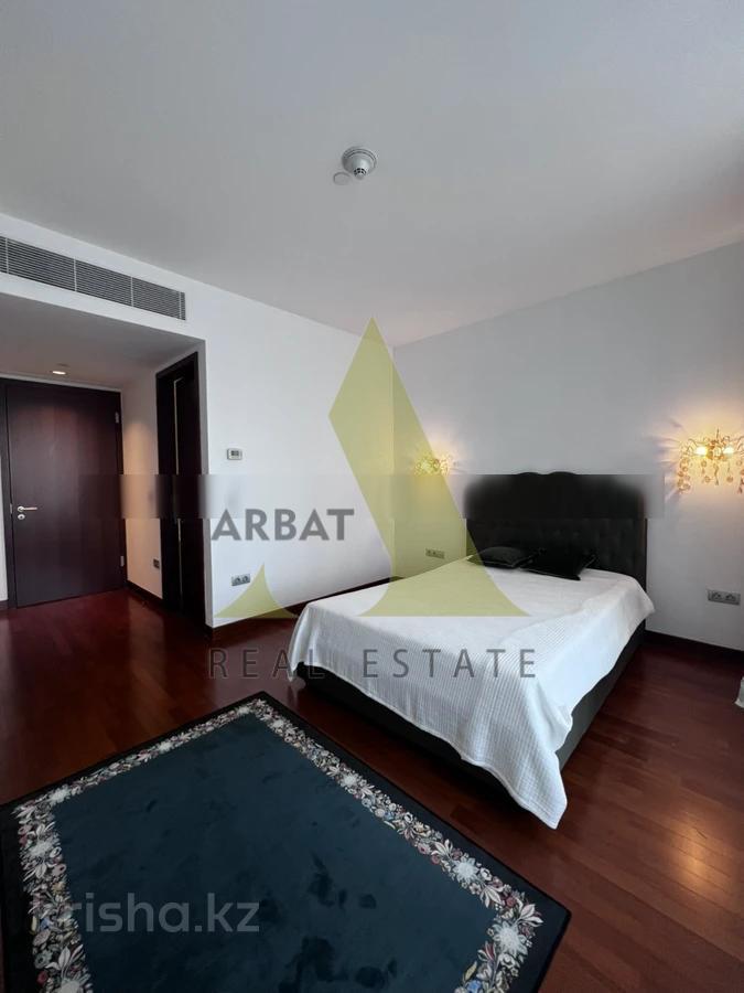 Фото Квартира, 5 комн, 240 м², 9/22 эт.