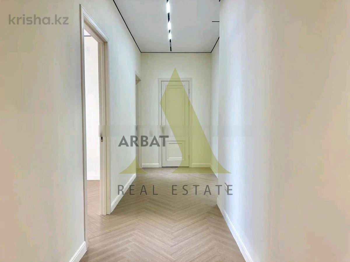 Фото Квартира, 4 комн, 200 м², 3/6 эт., 2013 г.п.