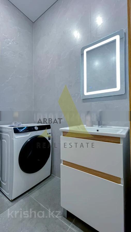 Фото Квартира, 2 комн, 67 м², 12/22 эт.