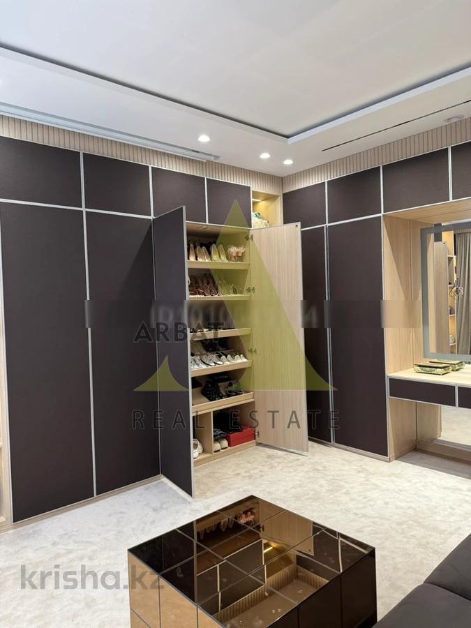 Фото Квартира, 6 комн, 340 м², 6/6 эт., 2013 г.п.