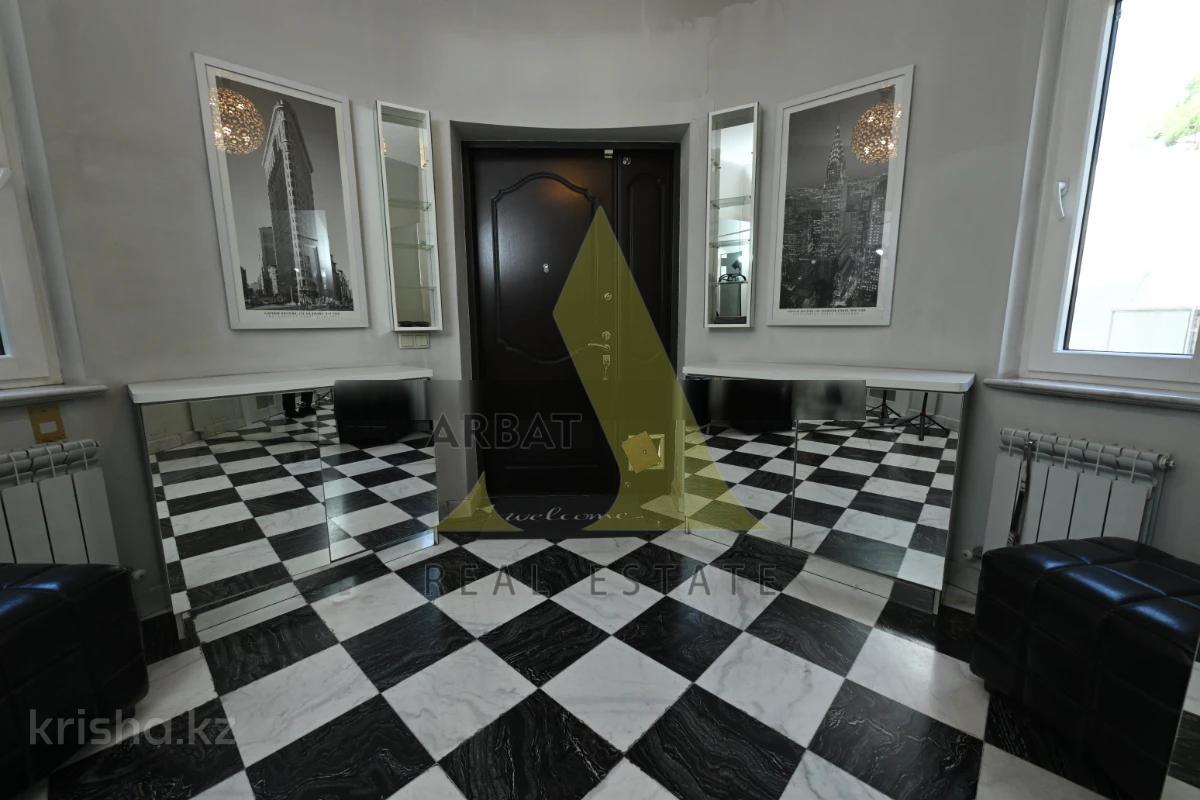 Фото Отдельный дом, 6 комн, 858м²