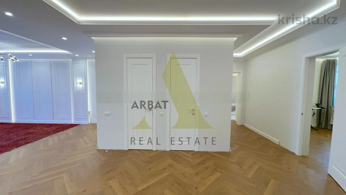 Фото Квартира, 4 комн, 160 м², 5/10 эт., 2008 г.п.