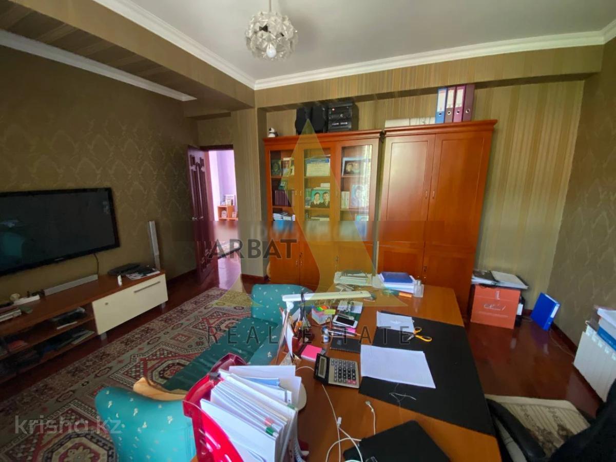 Фото Отдельный дом, 6 комн, 480м²