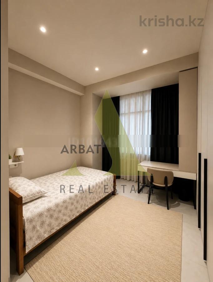 Фото Квартира, 4 комн, 164 м², 1/3 эт., 2022 г.п.