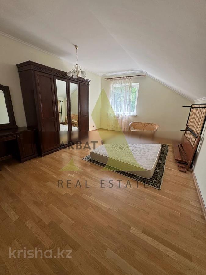 Фото Отдельный дом, 5 комн, 326м²