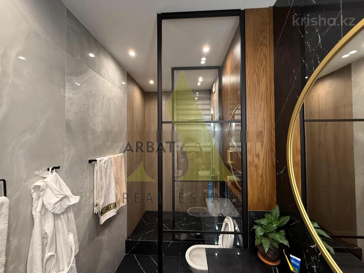 Фото Квартира, 3 комн, 165 м², 1/3 эт., 2019 г.п.